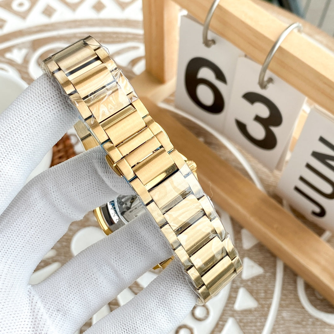 CLASSIC 40MM SMOOTH BEZEL GOLD STEEL