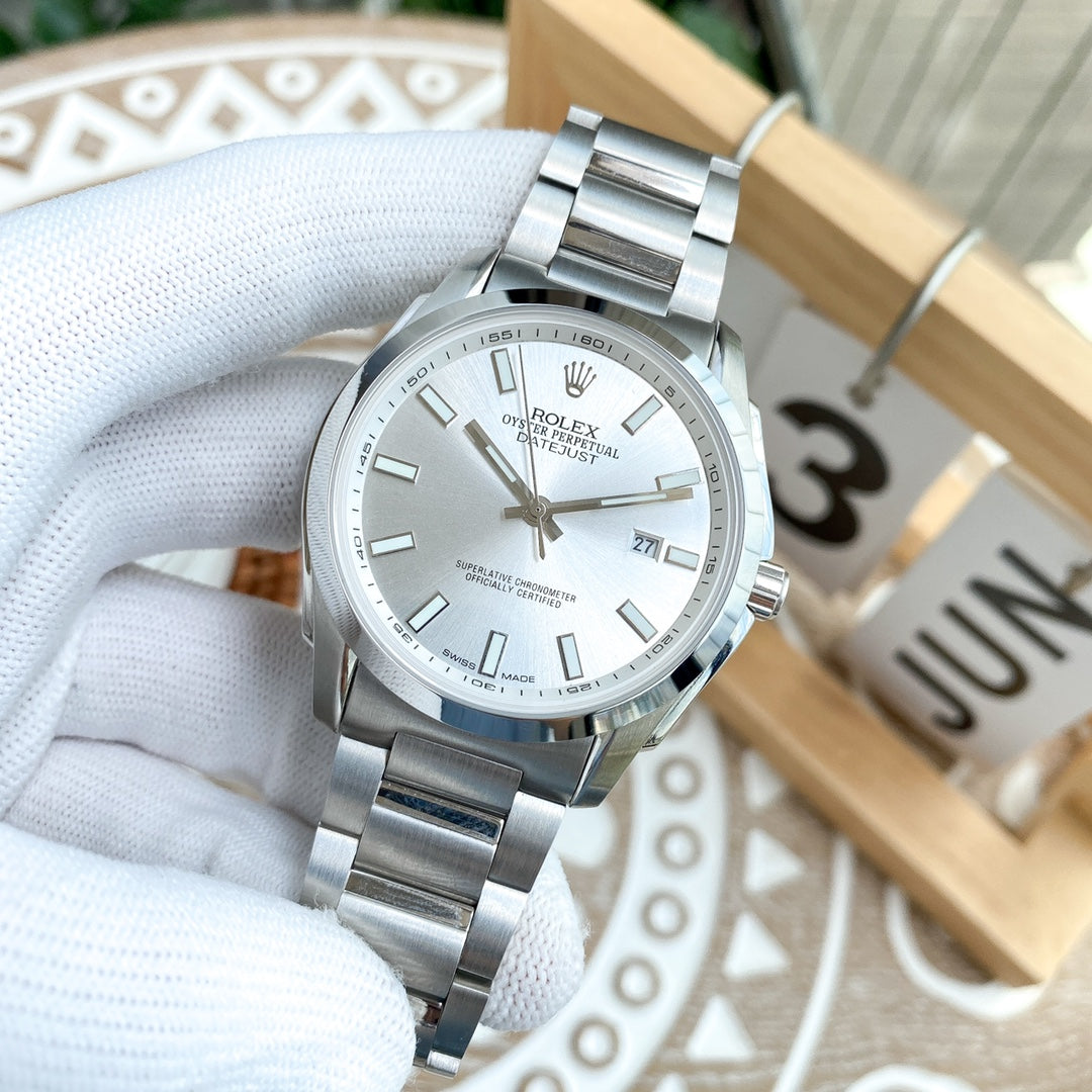 CLASSIC 40MM SMOOTH BEZEL STEEL CASE