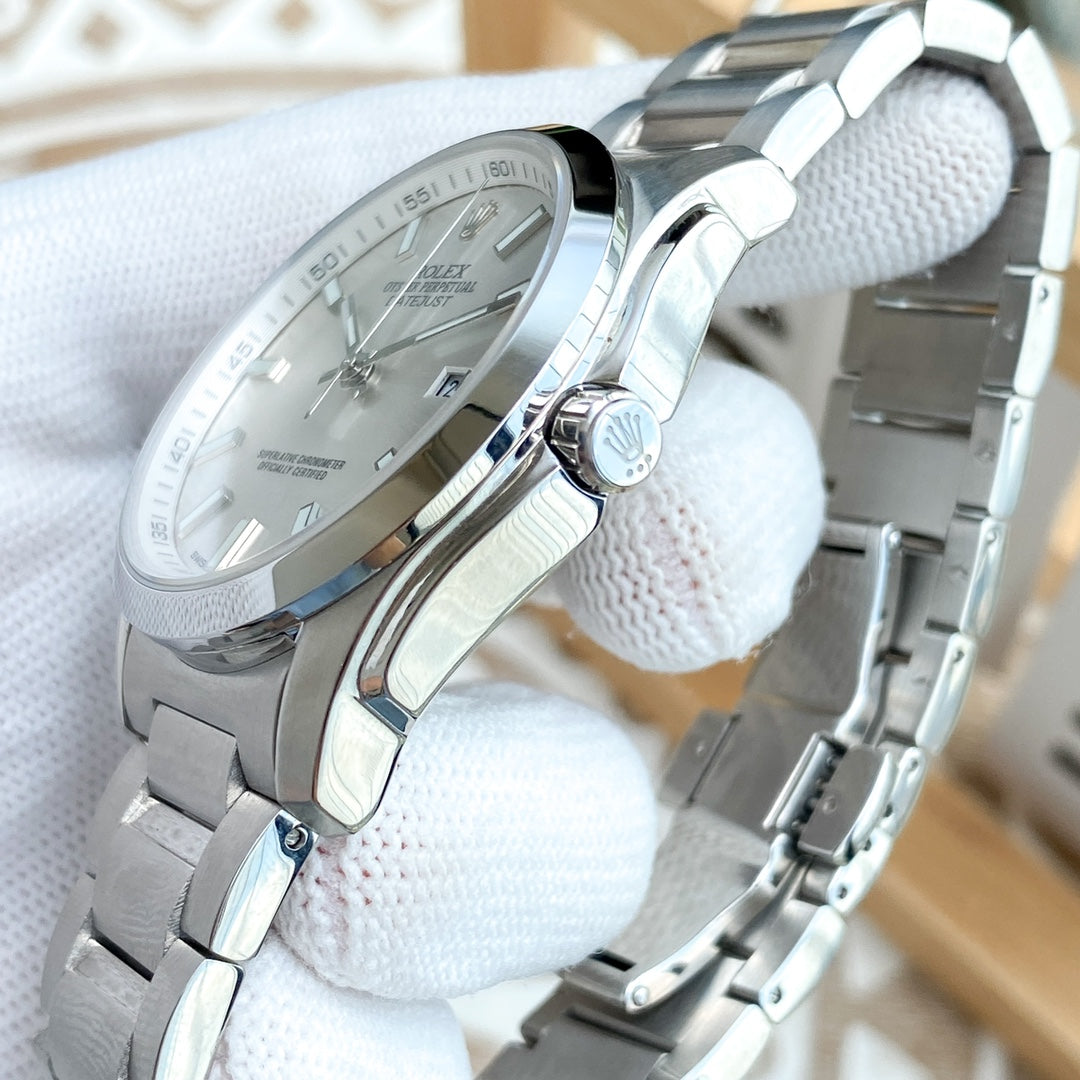 CLASSIC 40MM SMOOTH BEZEL STEEL CASE