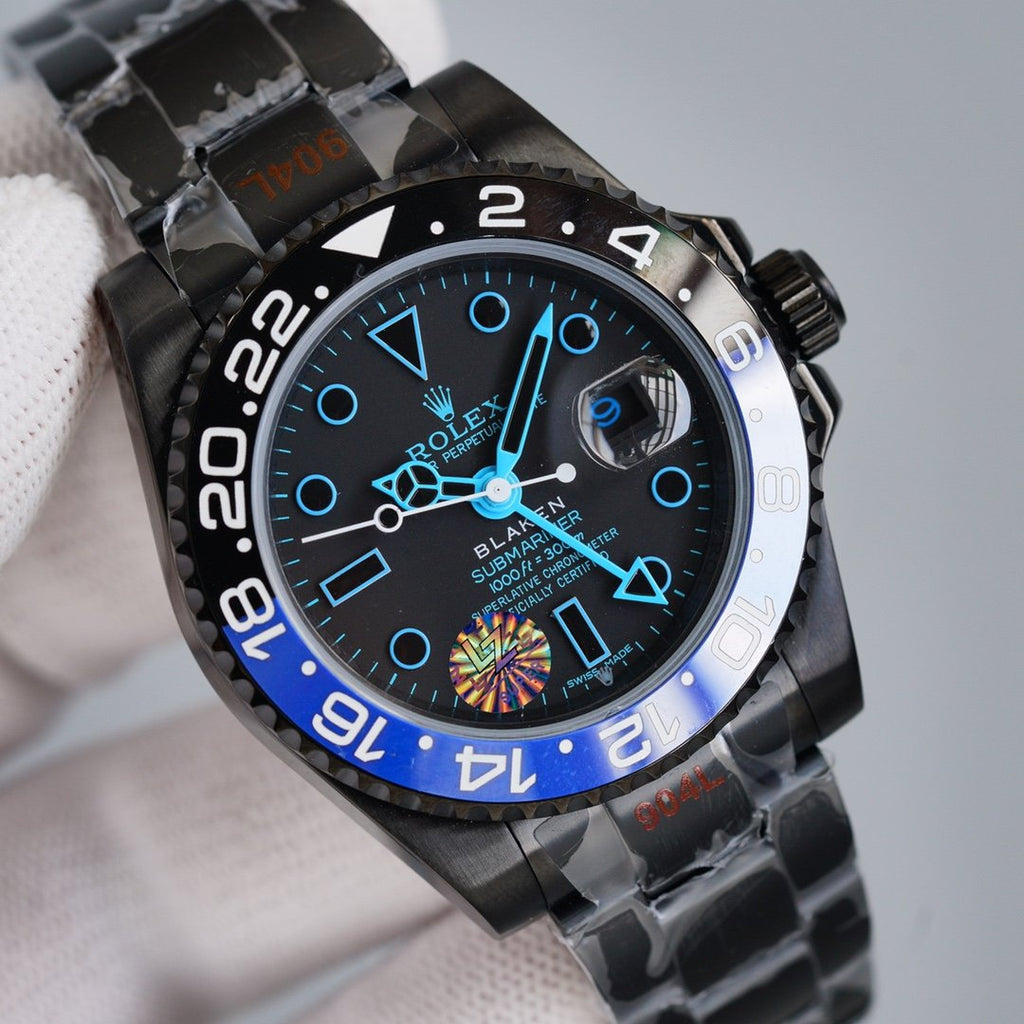 CLASSIC GMT DUAL-TONE GREEN & BLACK BEZEL WATCH