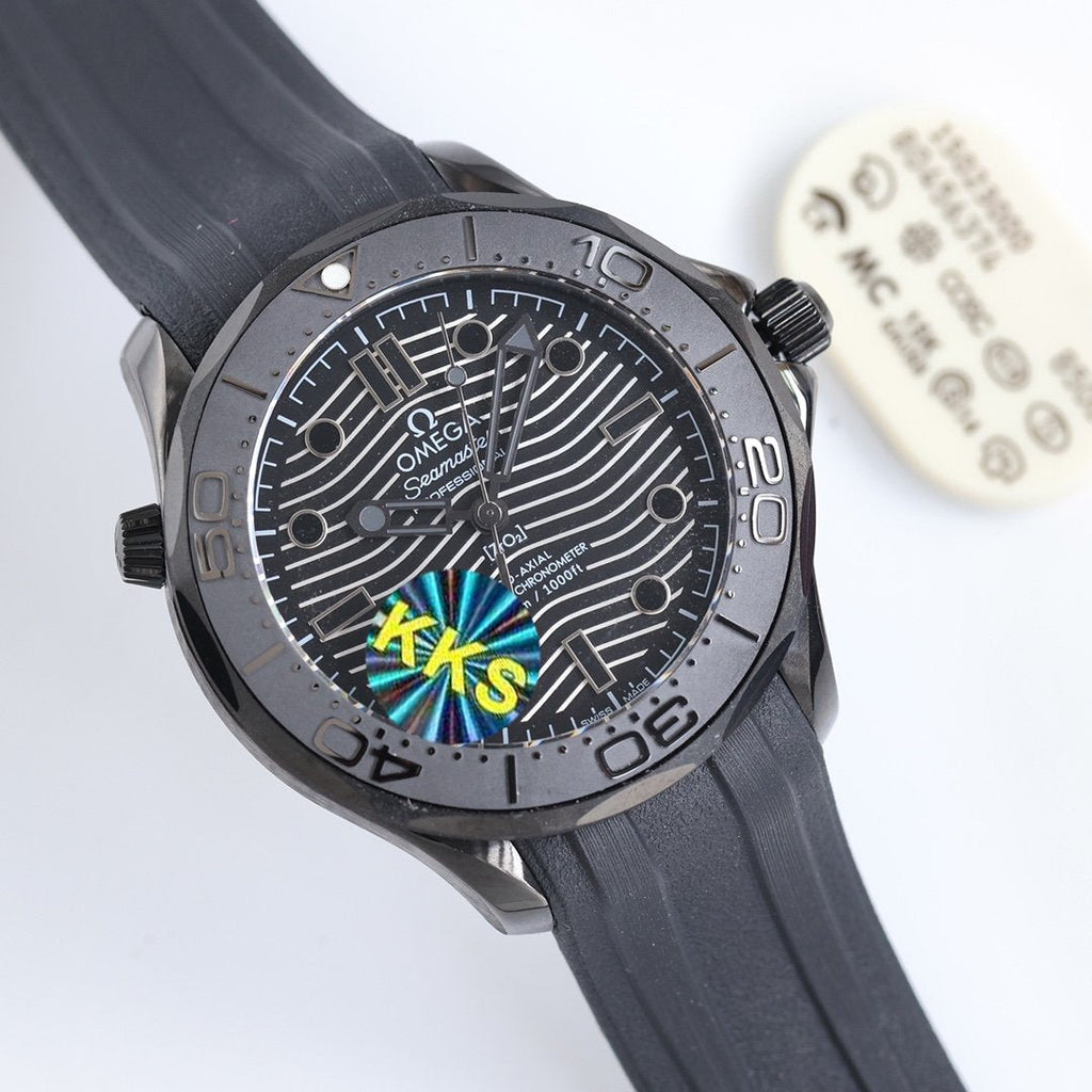 VARELLO CLASSIC DIVER 300M CO-AXIAL 42MM ALL BLACK