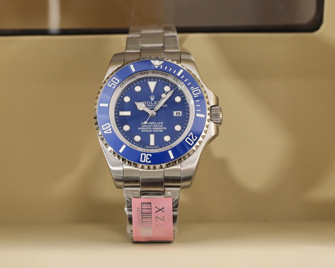 CLASSIC 44MM BLUE DIAL DIVE WATCH