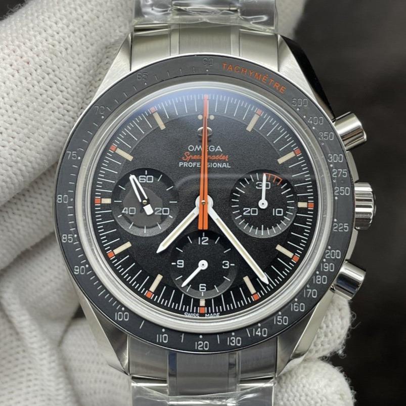 VARELLO CLASSIC MOONWATCH ULTRAMAN ORANGE HAND