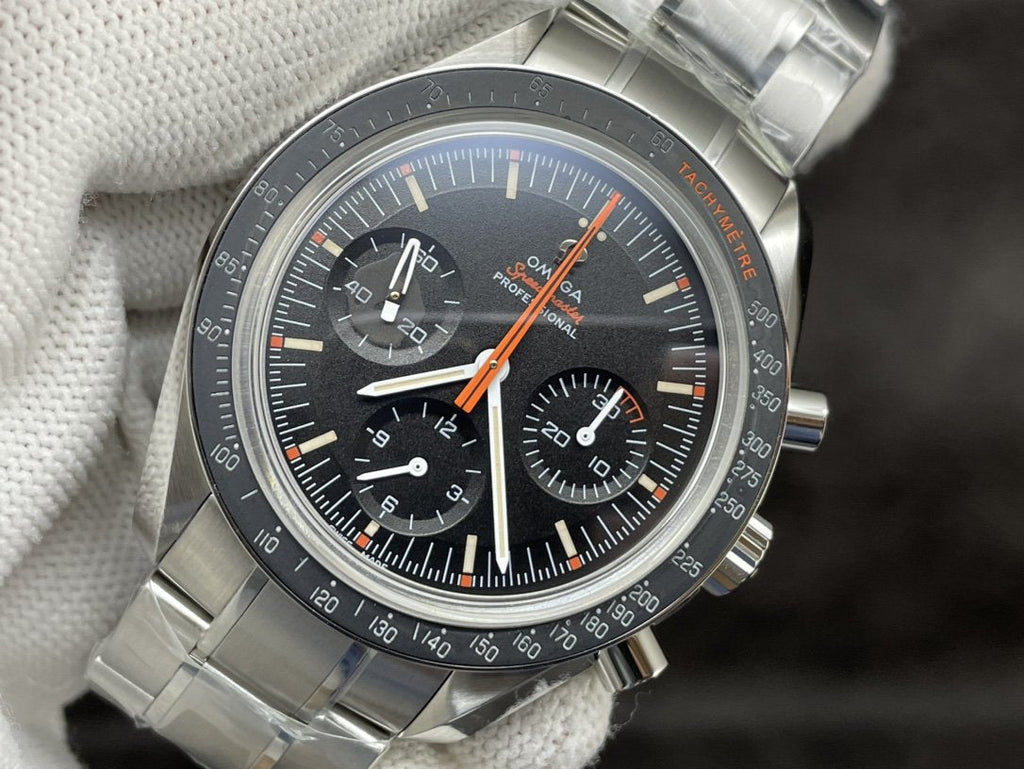 VARELLO CLASSIC MOONWATCH ULTRAMAN ORANGE HAND