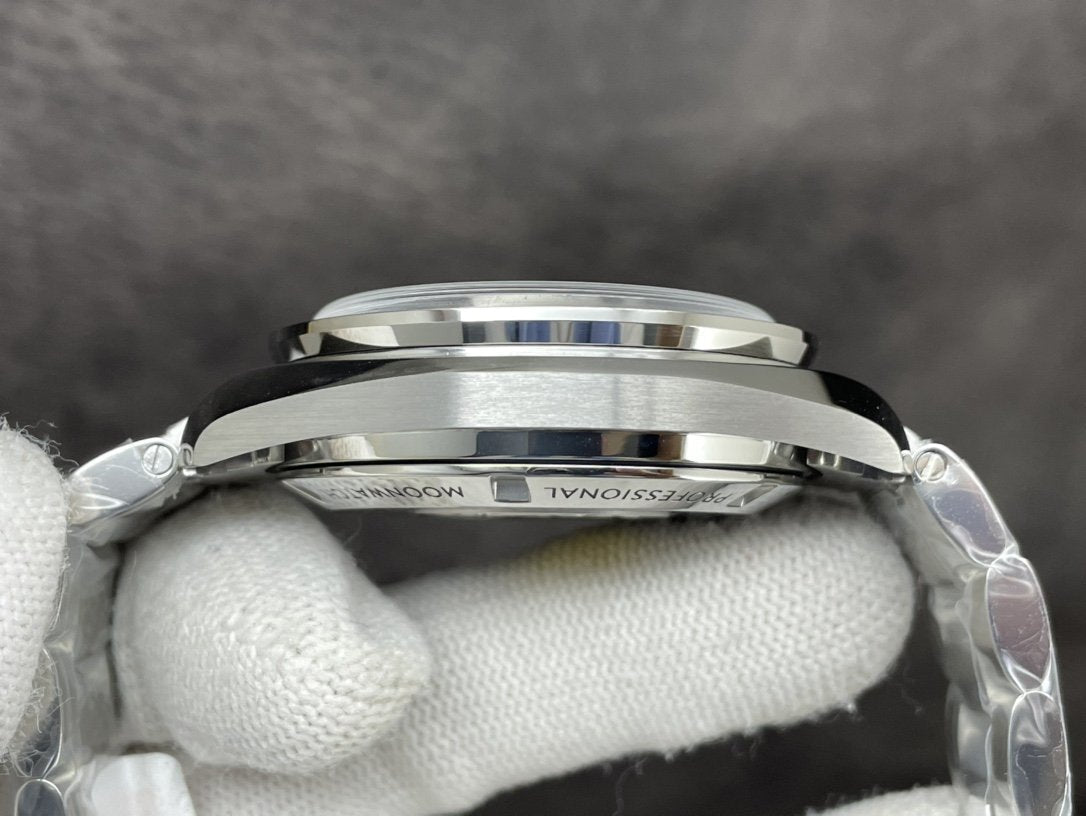 VARELLO CLASSIC MOONWATCH ULTRAMAN ORANGE HAND