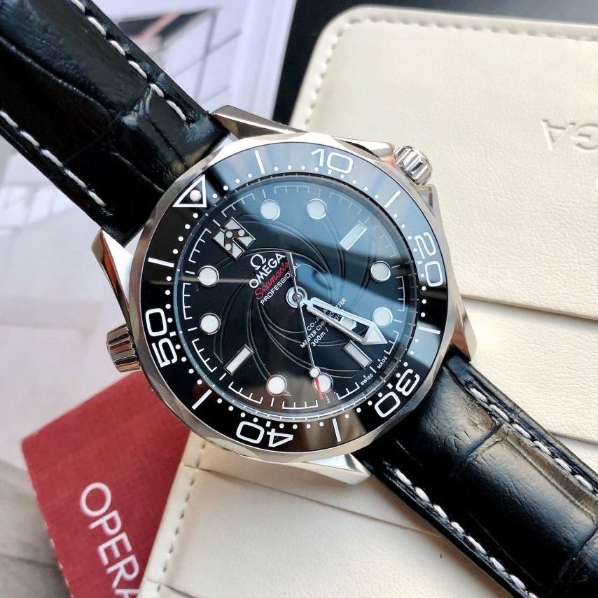 VARELLO CLASSIC DIVER 300M CO-AXIAL 42MM 007 BLACK LEATHER