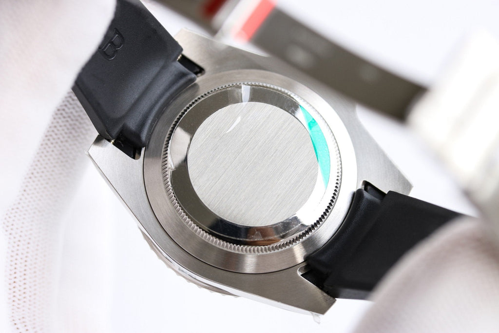 CLASSIC 40MM CUSTOM GREEN BEZEL BLACK BEAR DIAL DIVE WATCH