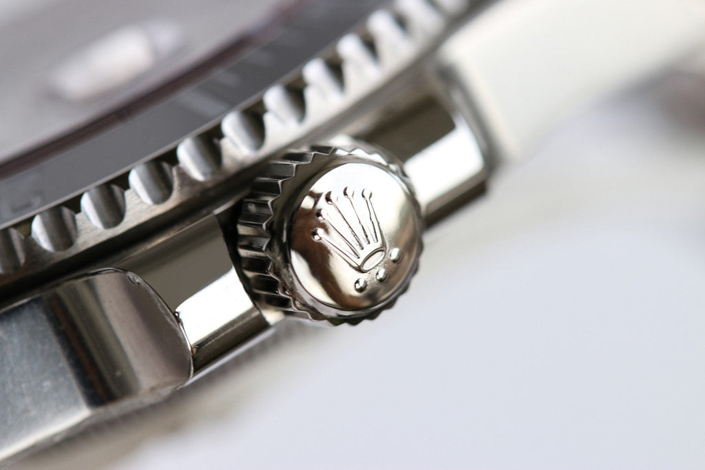 CLASSIC 40MM CUSTOM GREEN BEZEL BLACK BEAR DIAL DIVE WATCH