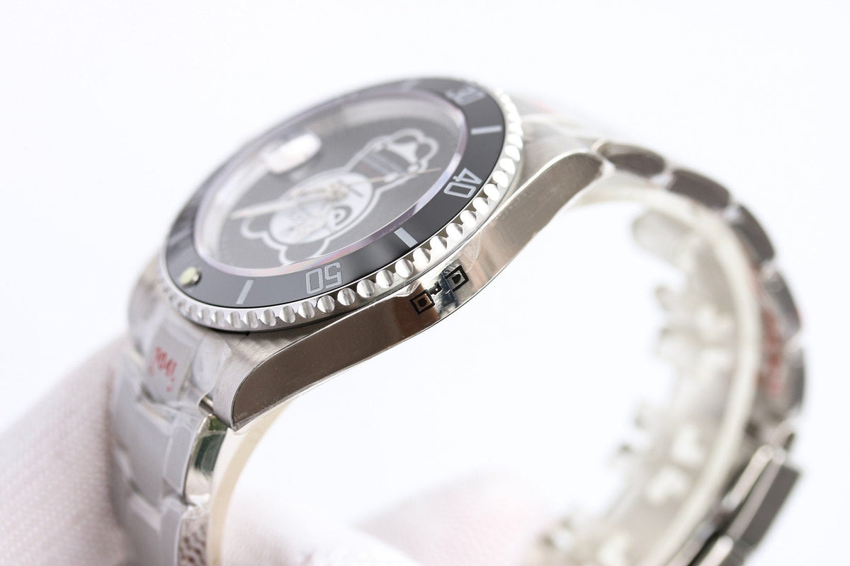 CLASSIC 40MM CUSTOM GREEN BEZEL BLACK BEAR DIAL DIVE WATCH