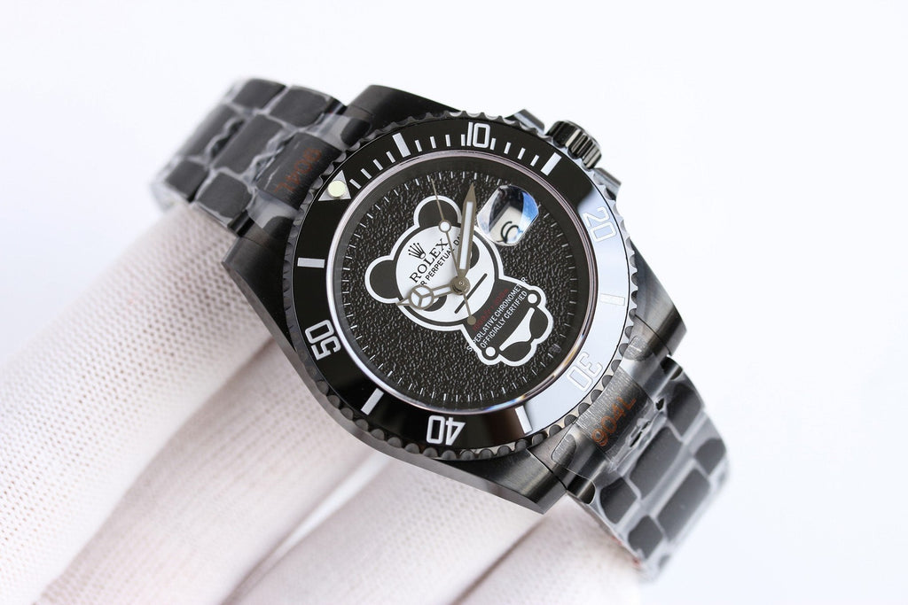 CLASSIC 40MM CUSTOM GREEN BEZEL BLACK BEAR DIAL DIVE WATCH