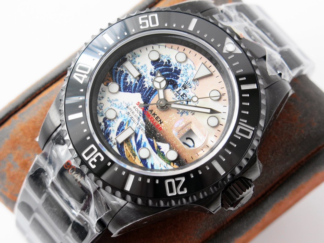 CLASSIC 44MM BLACK CUSTOM WAVE-PATTERN DIAL DIVE WATCH