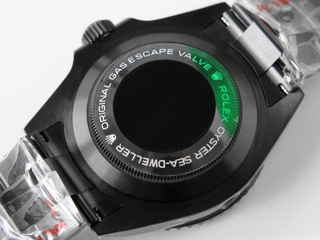 CLASSIC 44MM BLACK CUSTOM WAVE-PATTERN DIAL DIVE WATCH