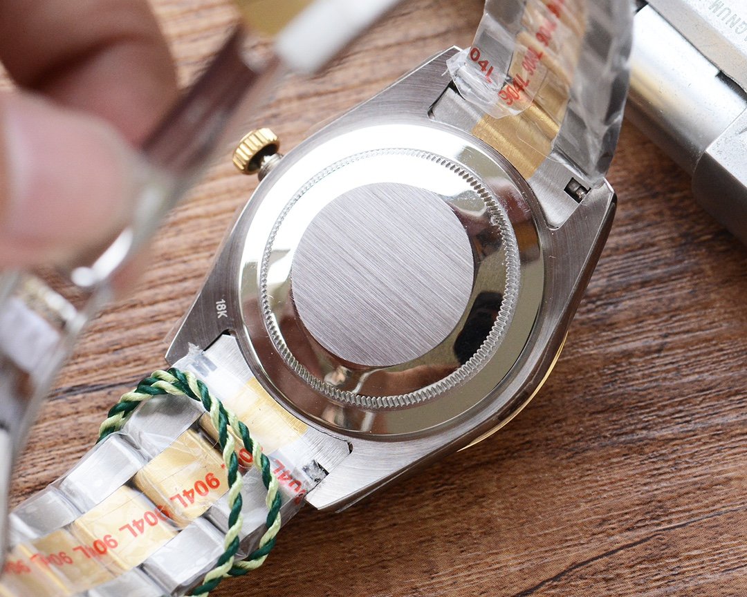 CLASSIC 41MM TWO-TONE WATCH