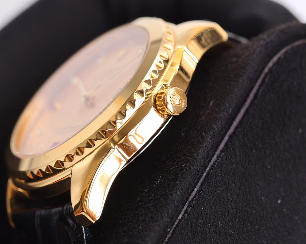 CLASSIC 40MM SMOOTH BEZEL GOLD-TONE CASE BLACK LEATHER STRAP WATCH