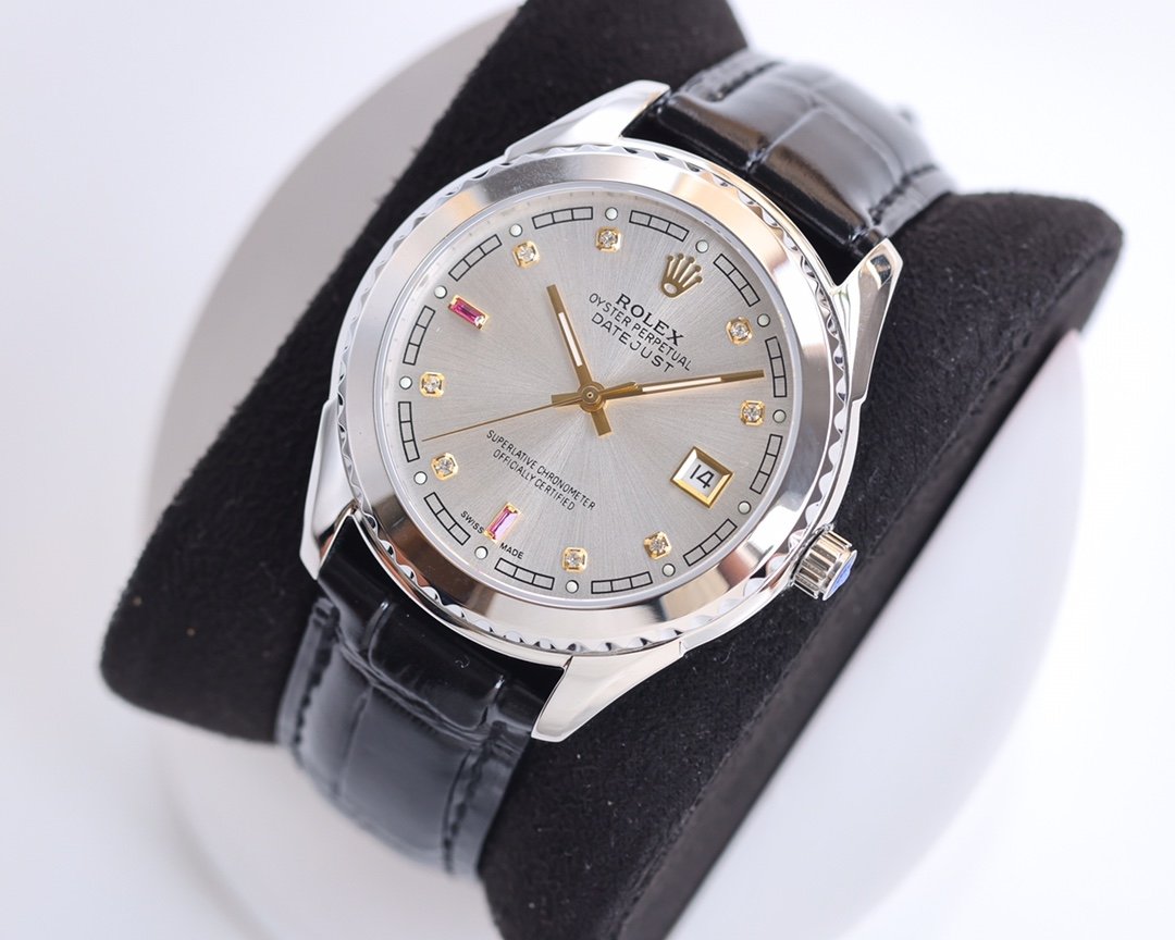 CLASSIC 40MM SMOOTH BEZEL STEEL CASE BLACK LEATHER STRAP WATCH