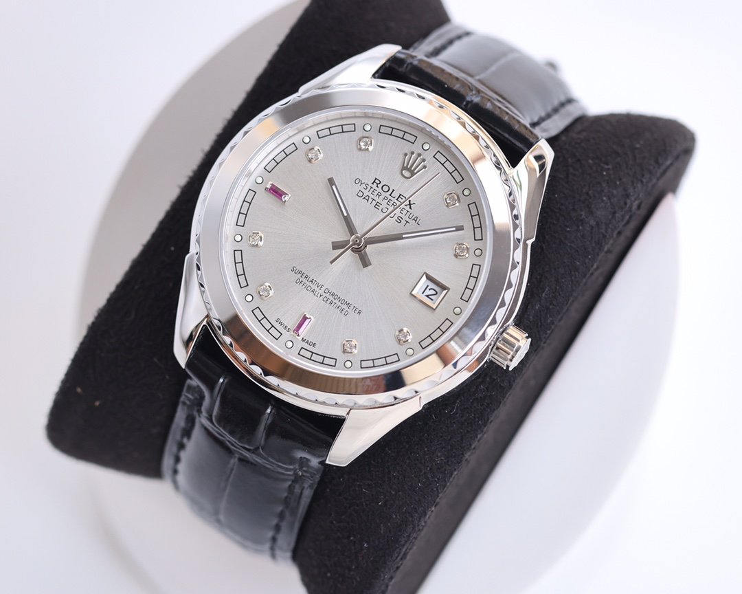 CLASSIC 40MM SMOOTH BEZEL STEEL CASE BLACK LEATHER STRAP WATCH