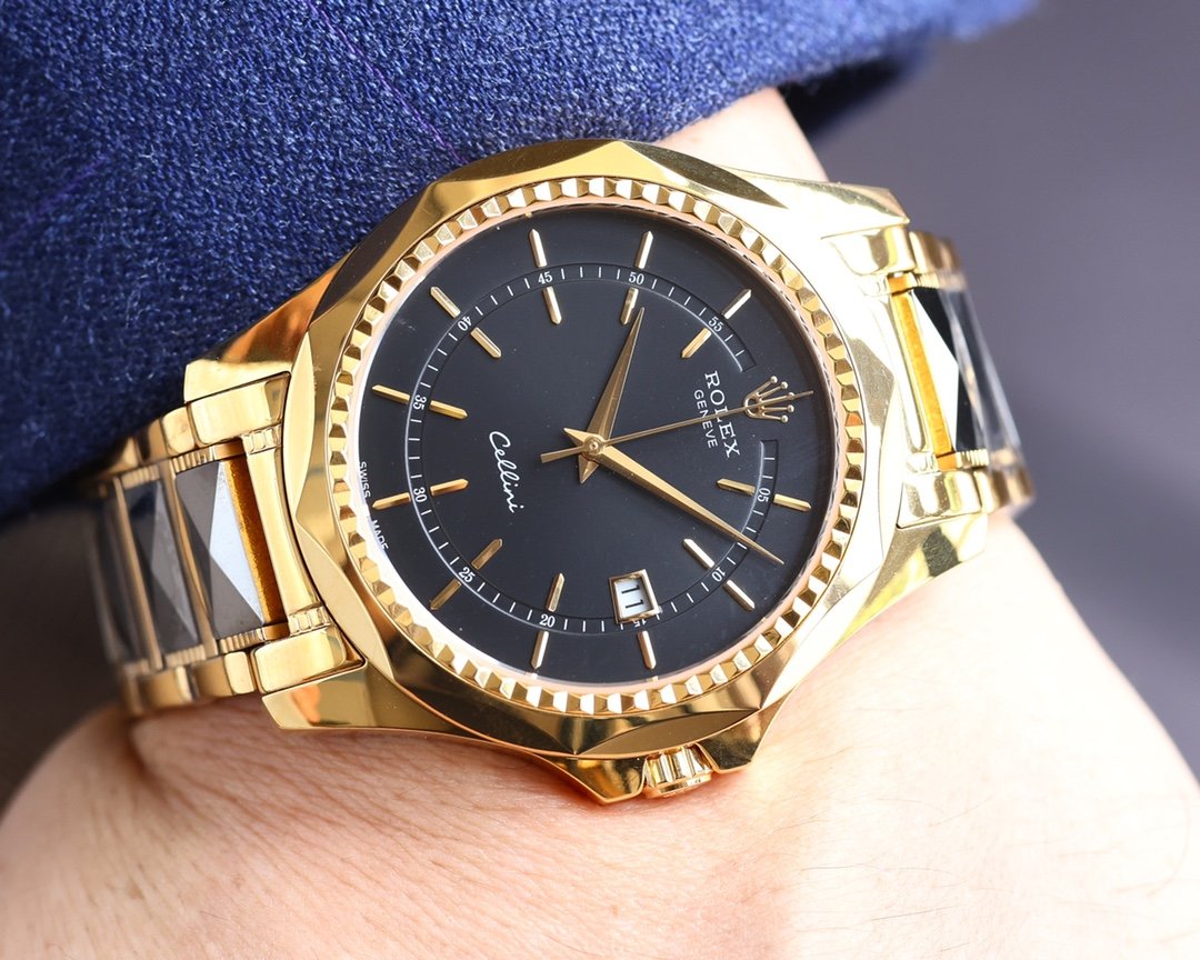 CLASSIC 42MM DATE GOLD-TONE CASE WATCH