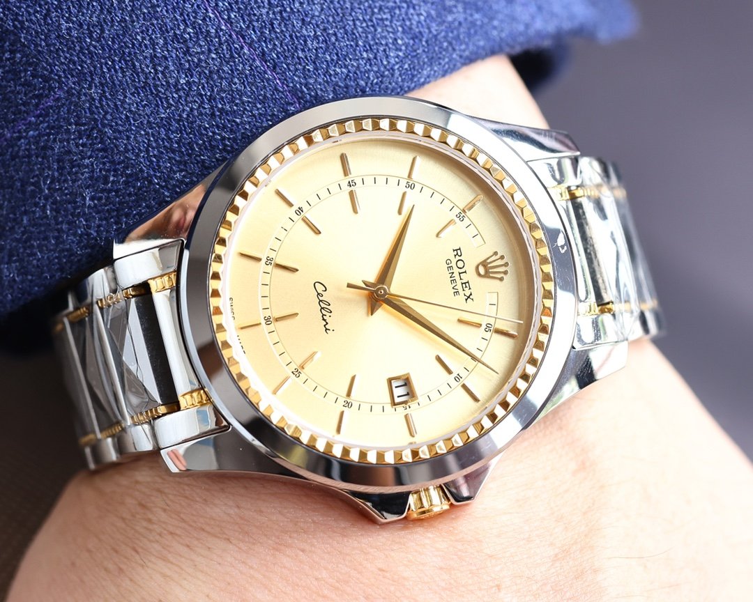 CLASSIC 42MM DATE GOLD-TONE CASE WATCH