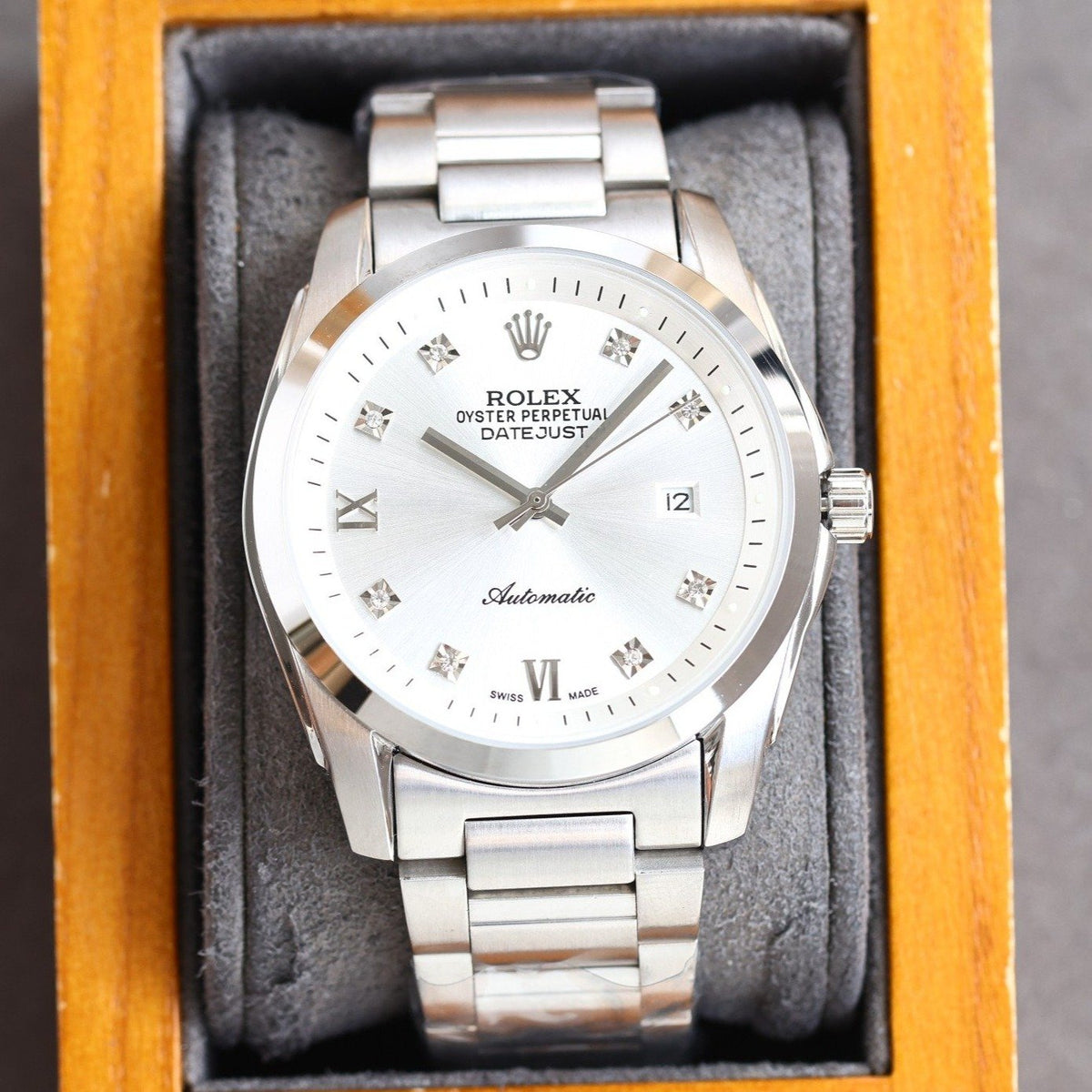 CLASSIC 41MM SMOOTH BEZEL DIAMOND NUMERAL WATCH