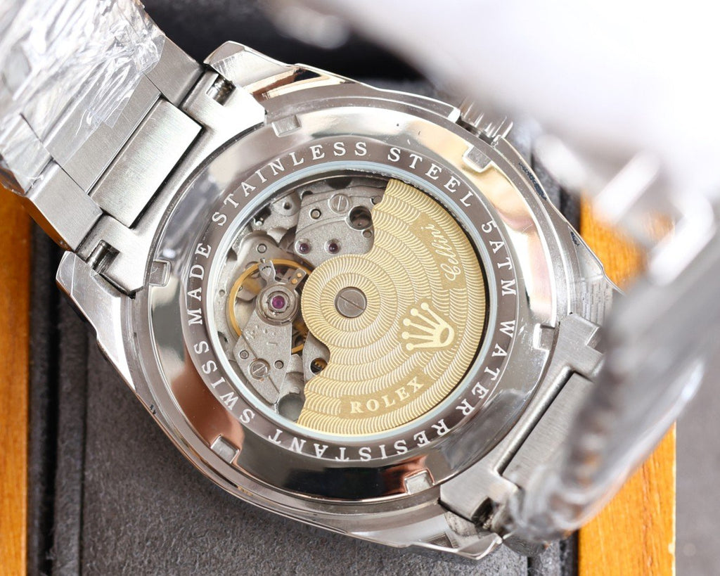 CLASSIC 41MM SMOOTH BEZEL DIAMOND NUMERAL WATCH