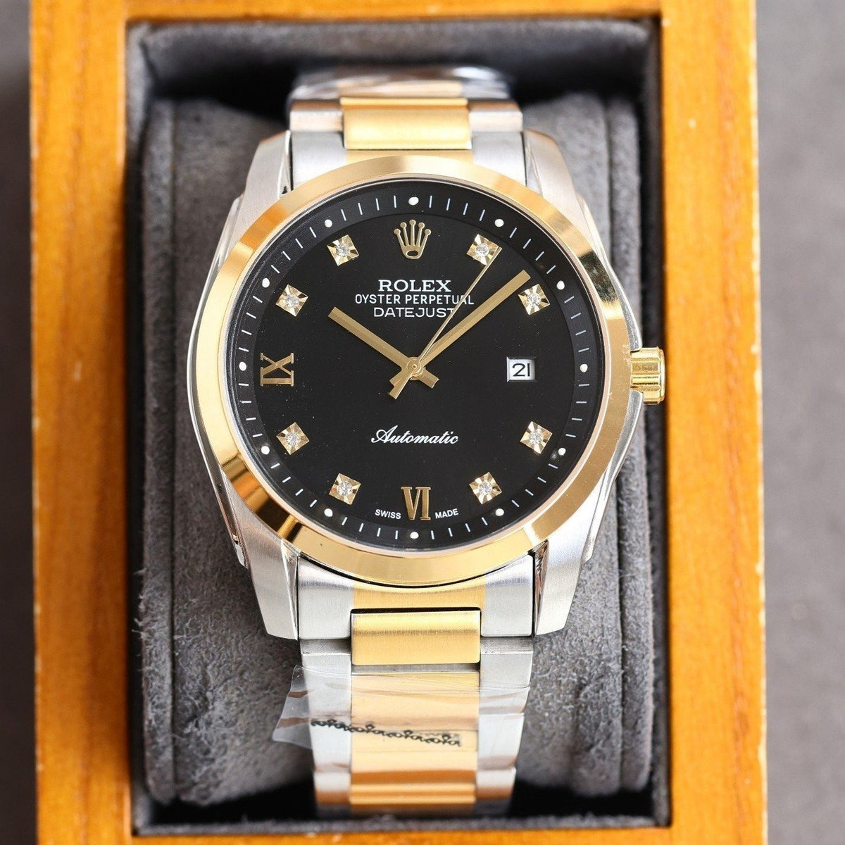 CLASSIC 41MM SMOOTH BEZEL GOLD-TONE CASE DIAMOND NUMERAL WATCH