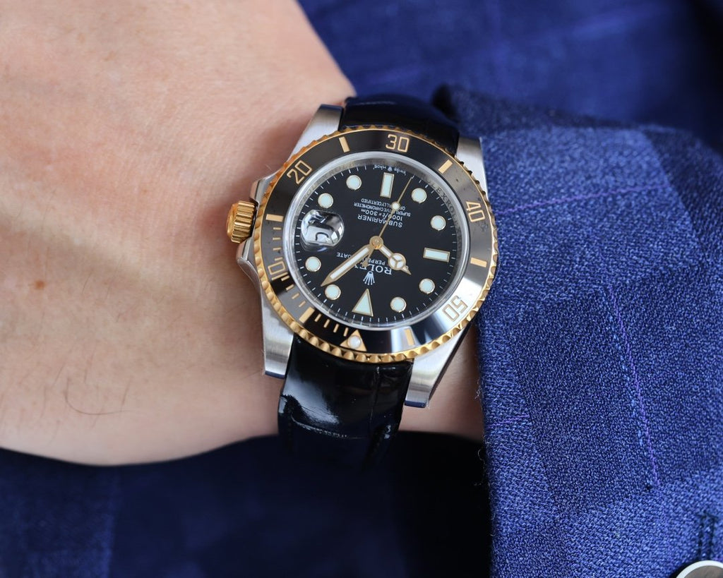 CLASSIC 40MM TWO-TONE GOLD-TONE STEEL CASE BLACK CERAMIC BEZEL LEATHER STRAP WATCH