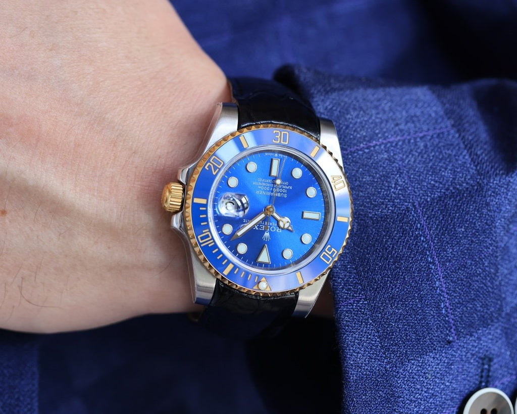 CLASSIC 40MM TWO-TONE GOLD-TONE STEEL CASE BLUE CERAMIC BEZEL LEATHER STRAP WATCH