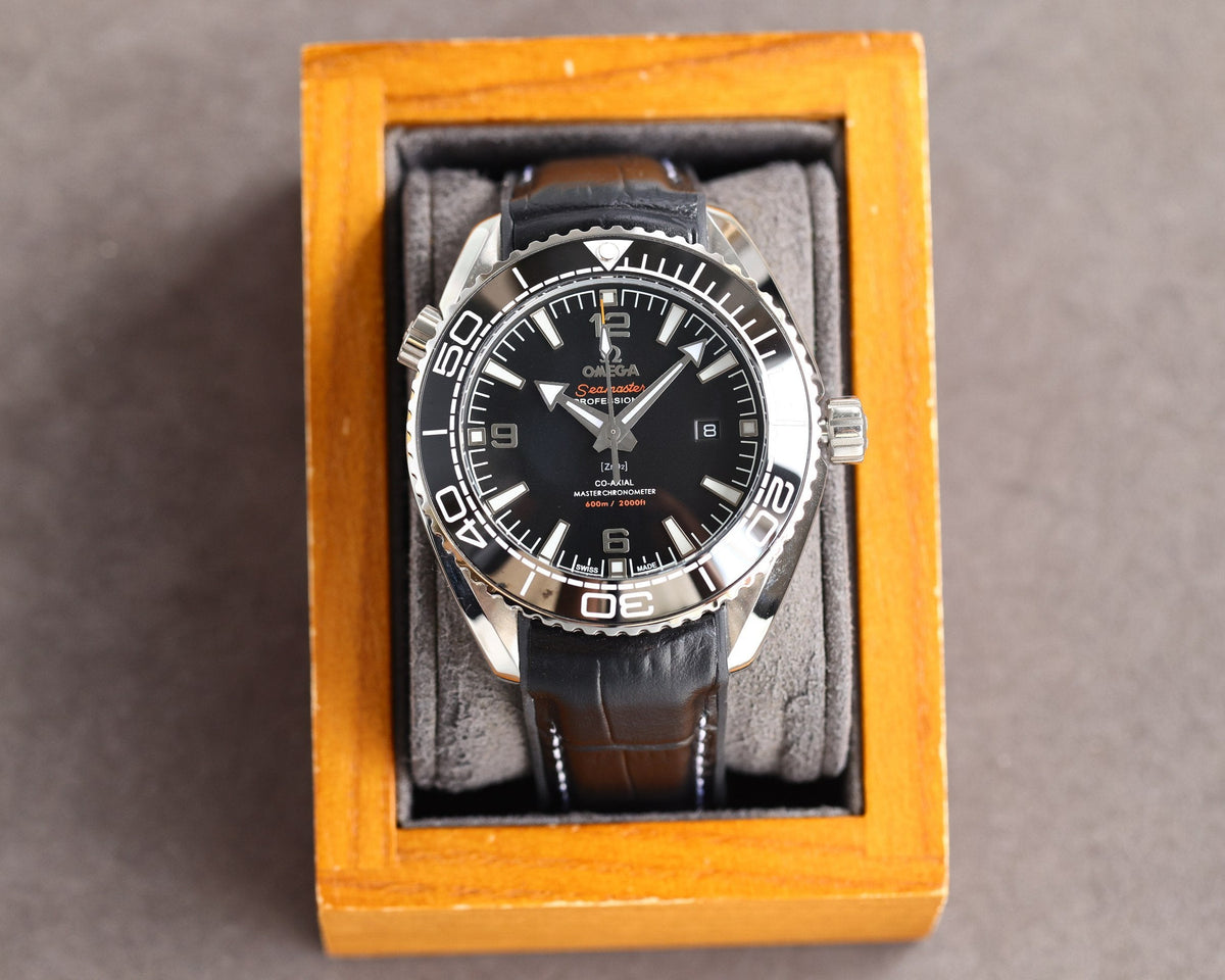 VARELLO CLASSIC PROFESSIONAL PLANET OCEAN 600M BLACK CERAMIC LEATHER