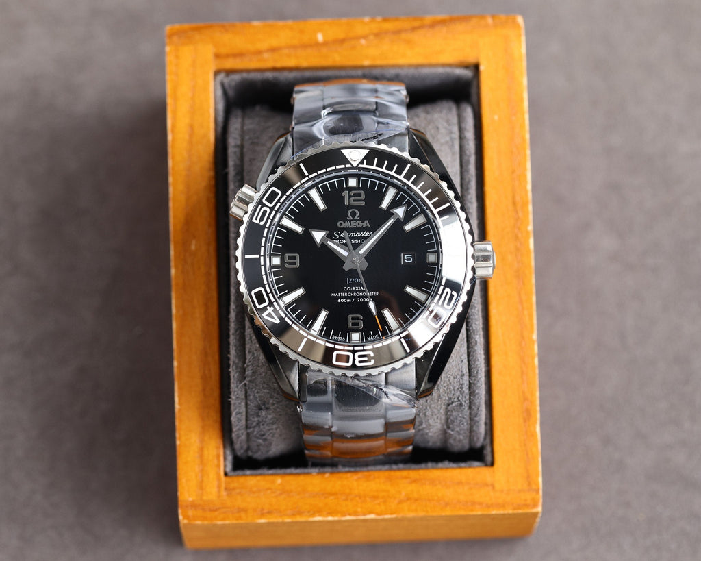 VARELLO CLASSIC PROFESSIONAL PLANET OCEAN 600M BLACK CERAMIC