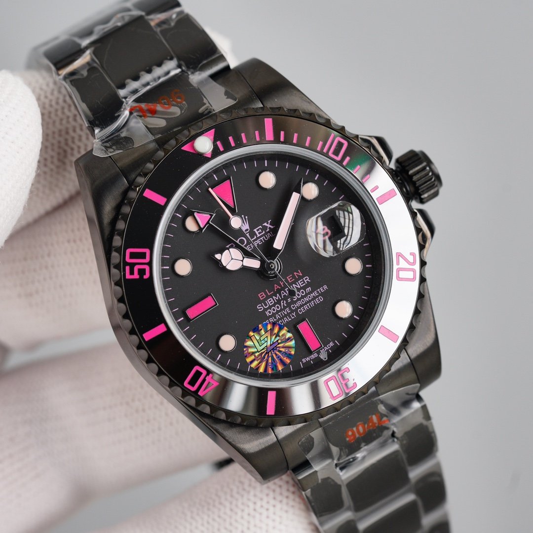 CLASSIC CUSTOM BLACK DIAL PINK NUMERAL WATCH