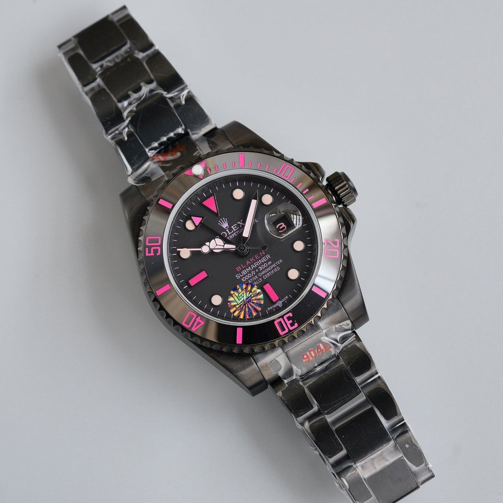 CLASSIC CUSTOM BLACK DIAL PINK NUMERAL WATCH