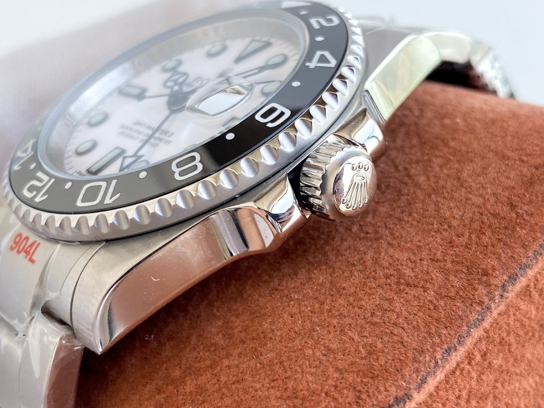 CLASSIC GMT CERAMIC BLACK BEZEL WHITE DIAL WATCH