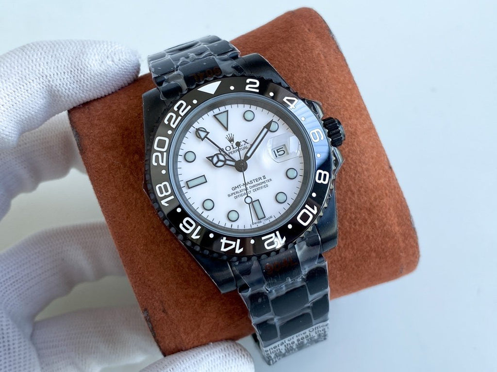 CLASSIC GMT ALL-BLACK BEZEL WHITE DIAL WATCH