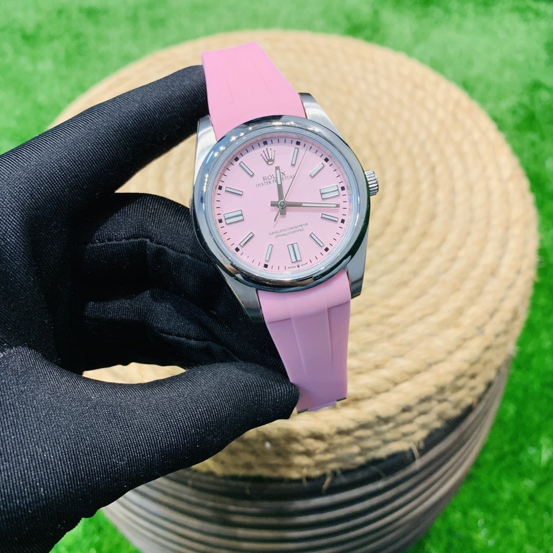 CLASSIC 41MM RUBBER STRAP WATCH