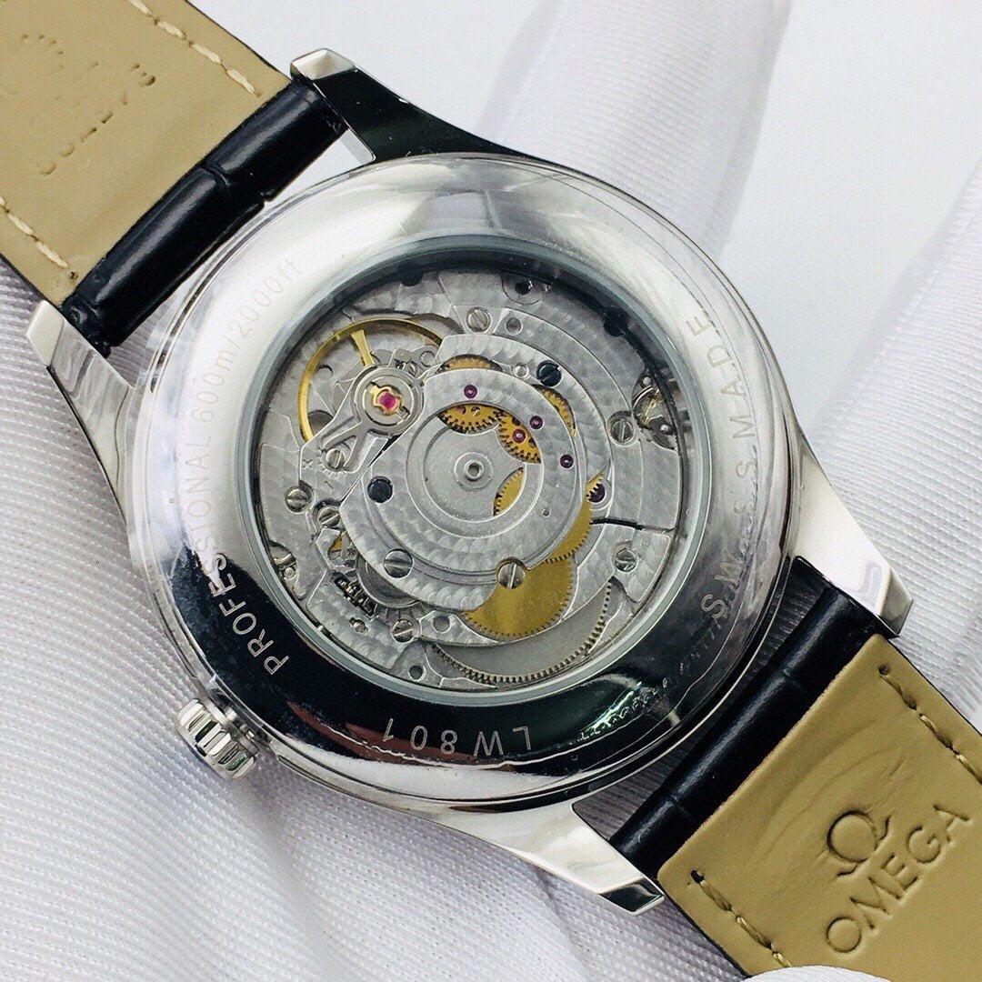 CLASSIC 41MM MOONPHASE STAINLESS STEEL BLACK DIAL WATCH