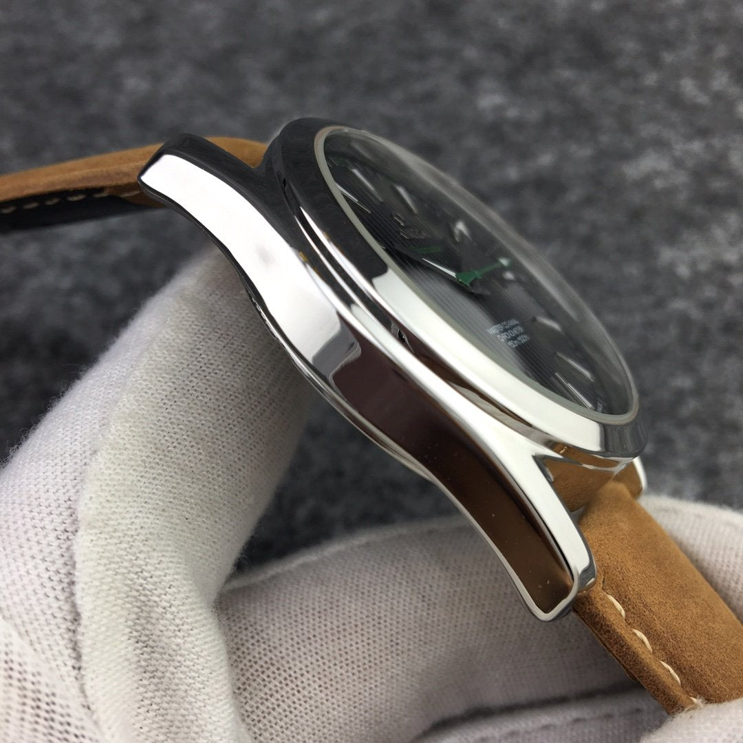 VARELLO CLASSIC 150M STEEL CASE BLACK DIAL BROWN LEATHER
