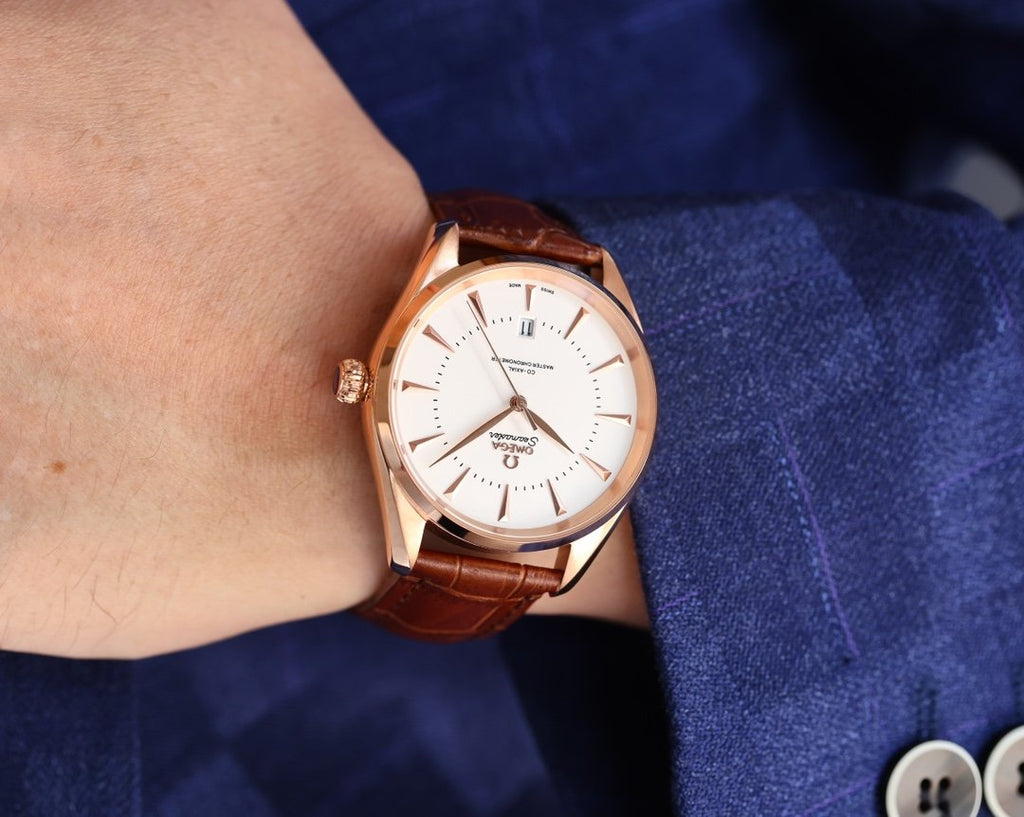 VARELLO CLASSIC 150M GOLD-TONE CASE LEATHER STRAP WATCH