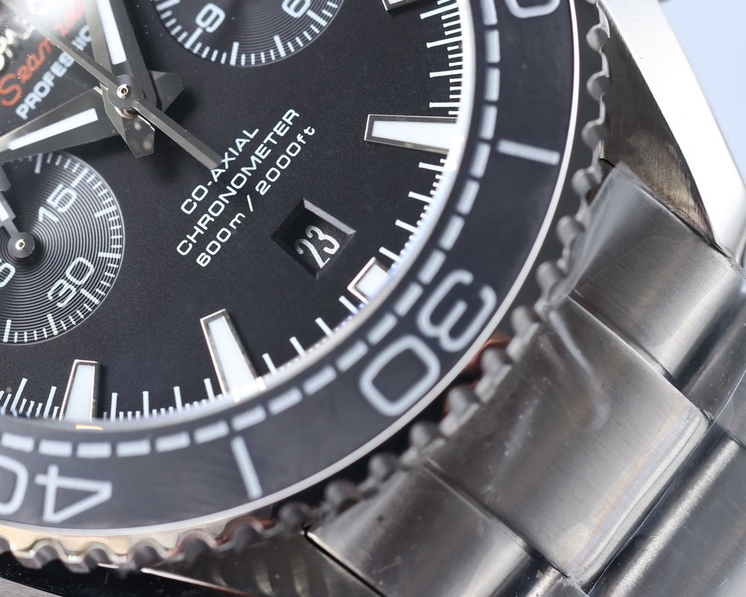 VARELLO CLASSIC OCEAN 600 CHRONOGRAPH BLACK DIAL