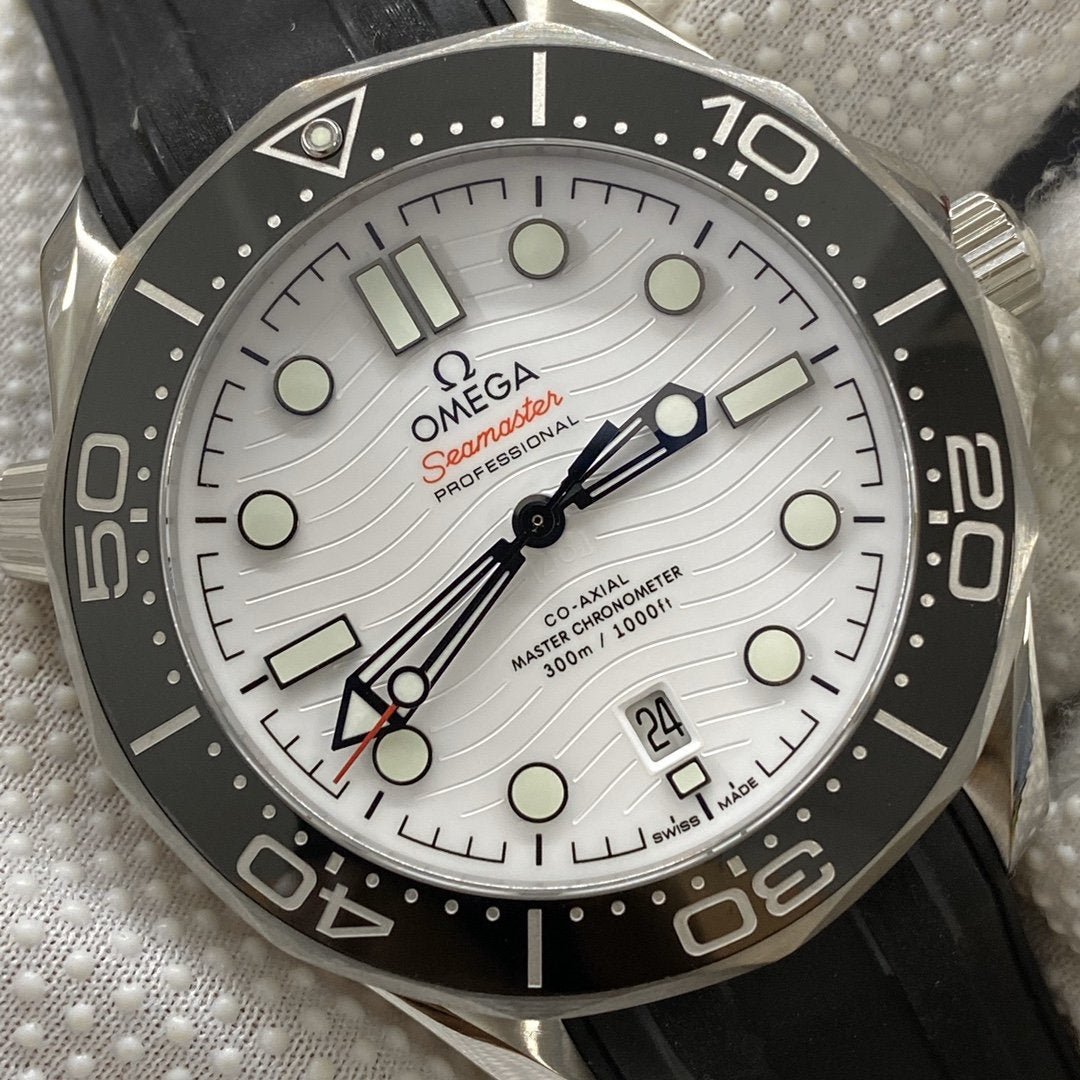 VARELLO CLASSIC PROFESSIONAL 300 BLACK CERAMIC WHITE DIAL