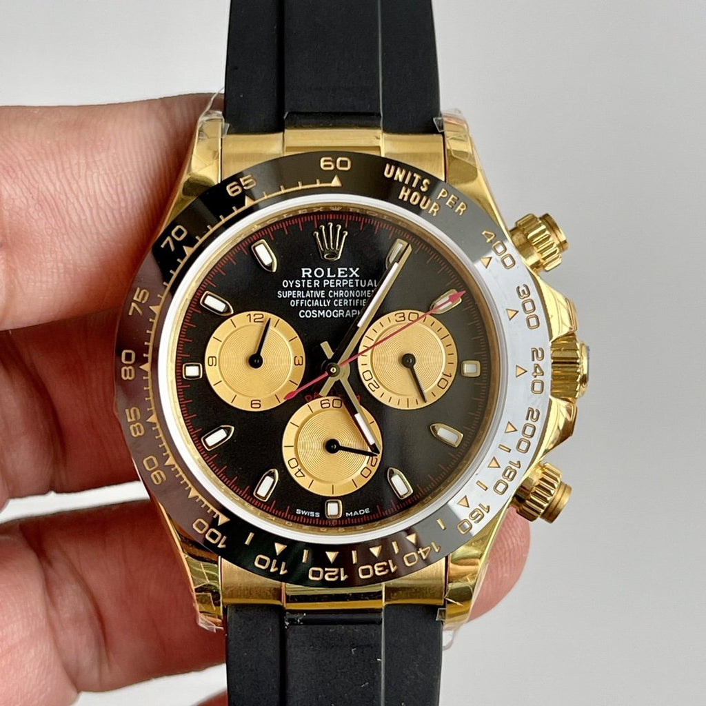 CLASSIC GOLD-TONE CHRONOGRAPH RUBBER STRAP WATCH