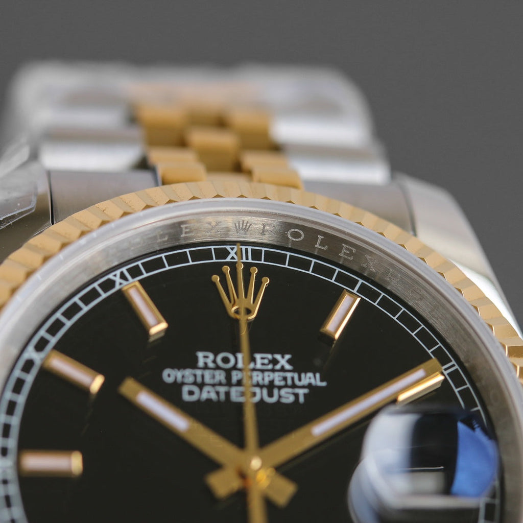 CLASSIC 36MM TWO-TONE BLACK DIAL STEEL BRACELET WATCH