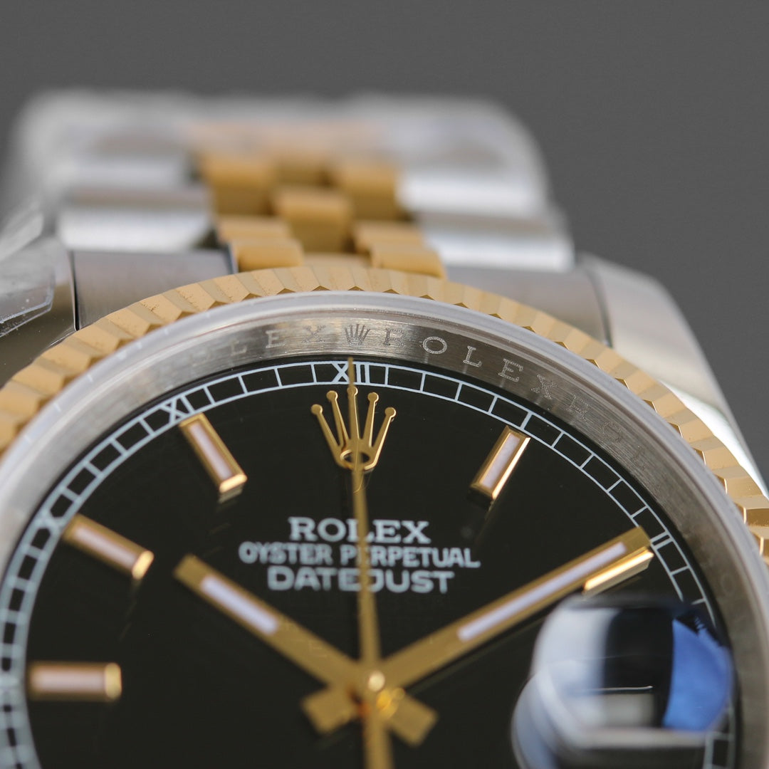 CLASSIC 36MM TWO-TONE BLACK DIAL STEEL BRACELET WATCH