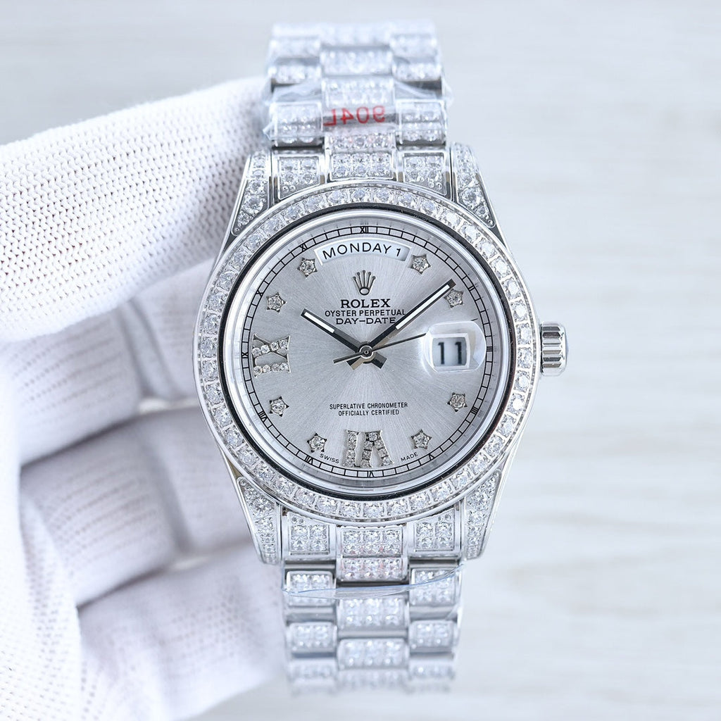 CLASSIC 41MM SILVER-TONE FULL DIAMOND-SET WATCH