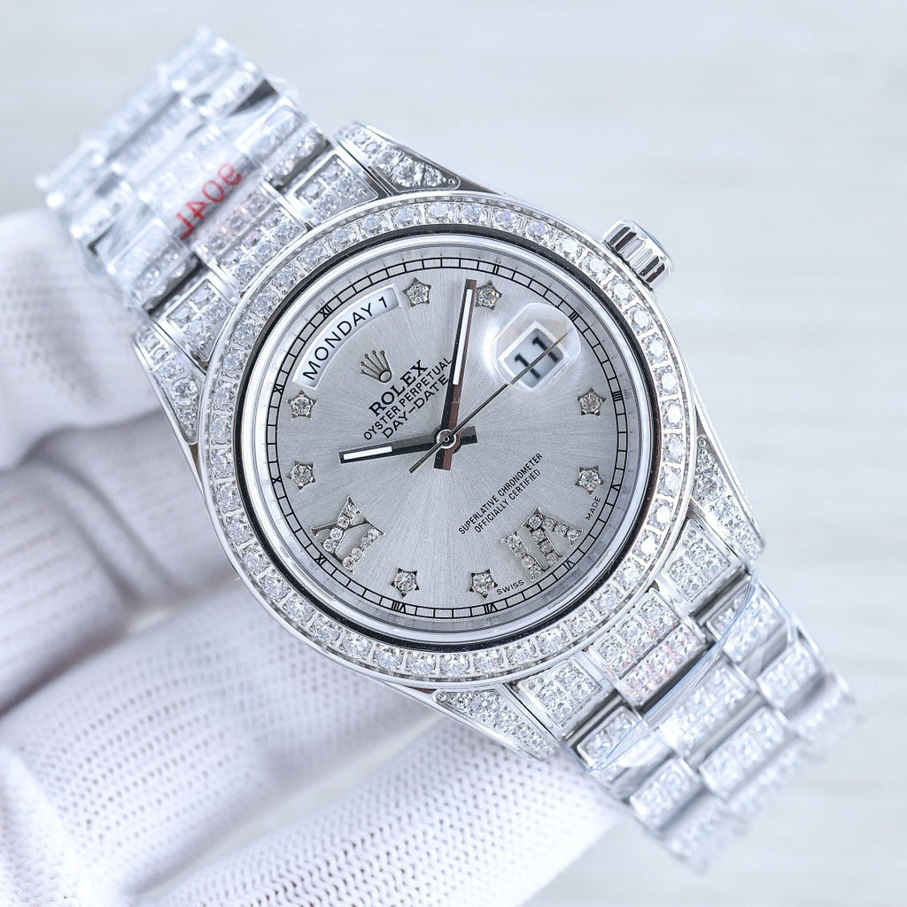 CLASSIC 41MM SILVER-TONE FULL DIAMOND-SET WATCH