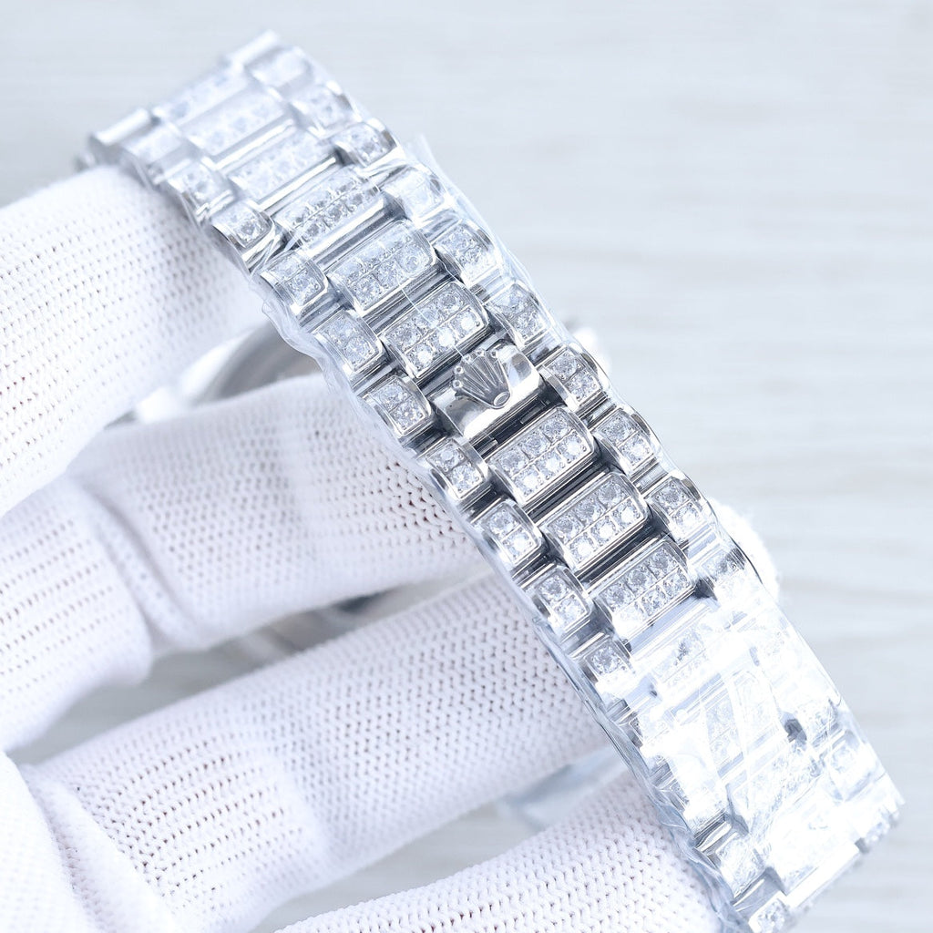 CLASSIC 41MM SILVER-TONE FULL DIAMOND-SET WATCH