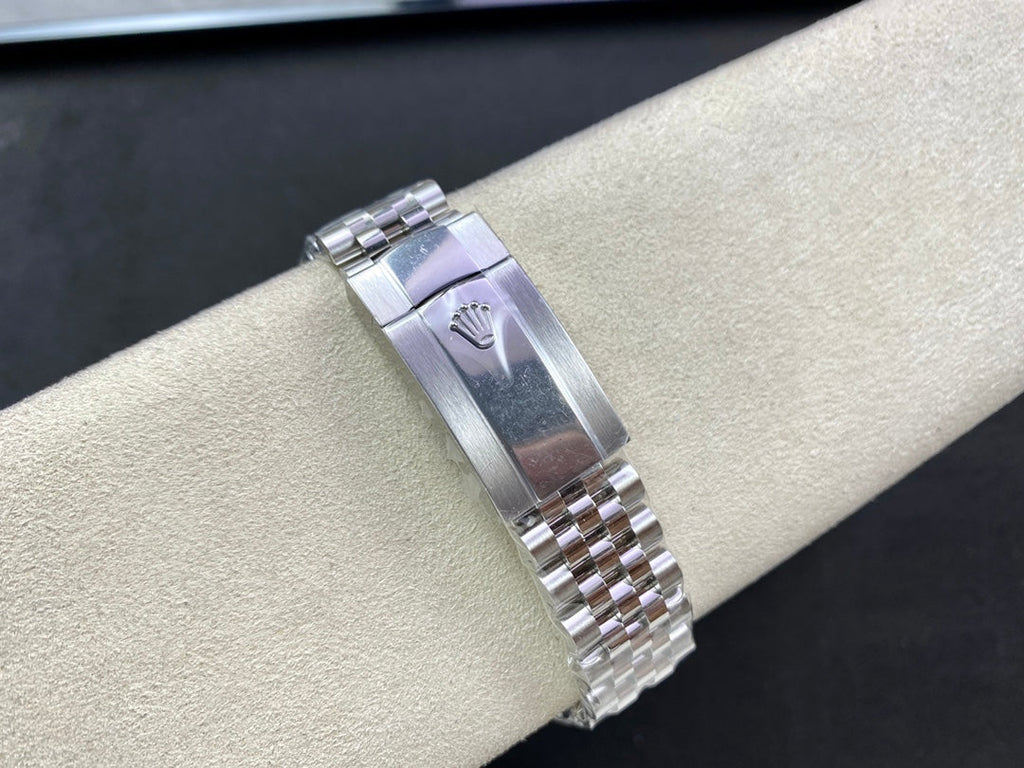 CLASSIC 41MM MOP DIAL SILVER-TONE CASE WATCH