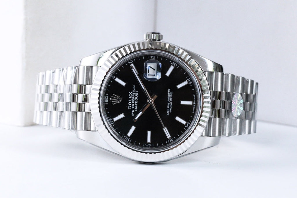 CLASSIC 41MM SILVER CASE BLACK DIAL WATCH
