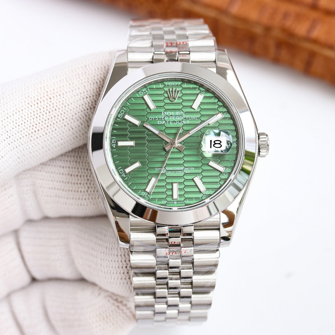 CLASSIC 41MM SMOOTH BEZEL FLUTED DIAL WATCH