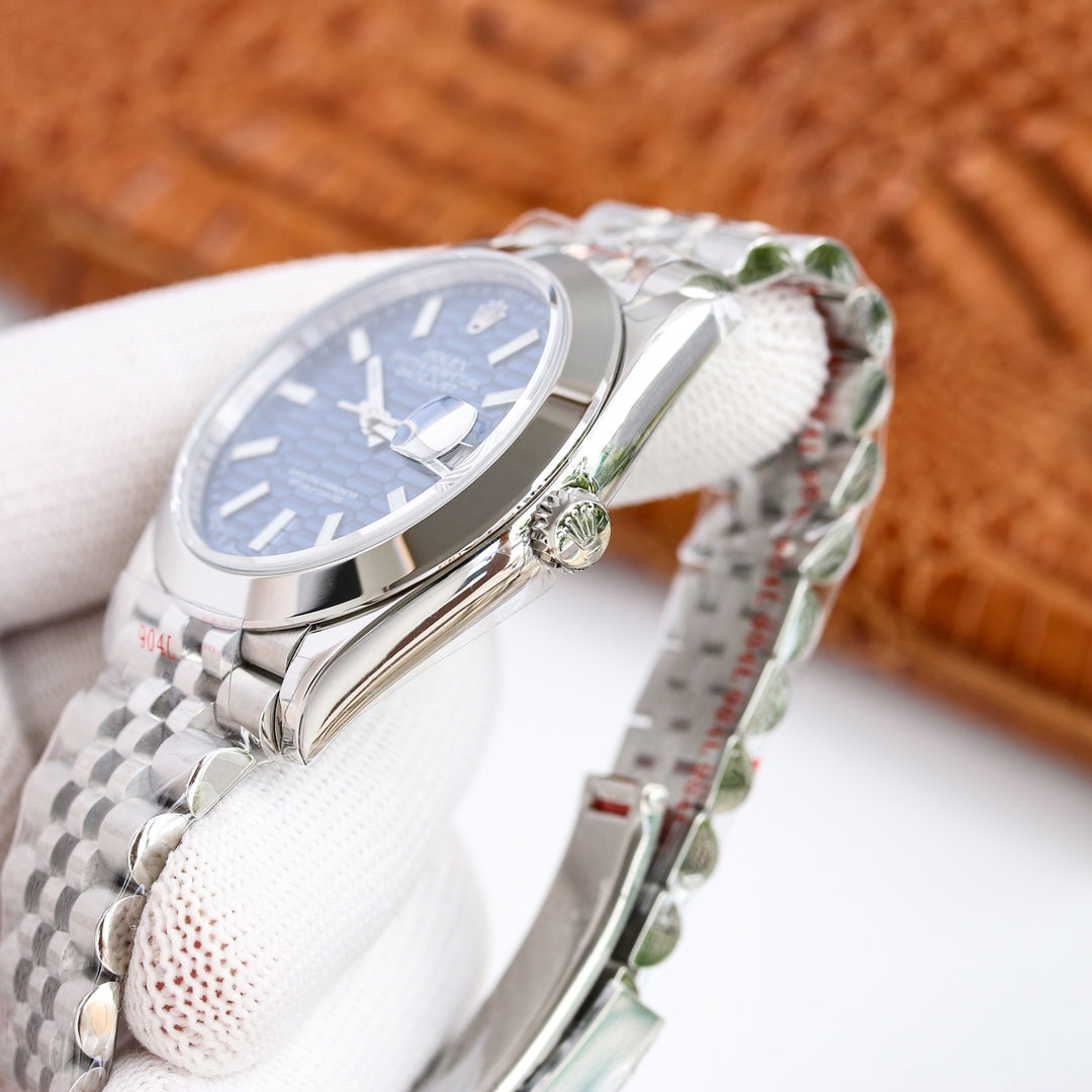 CLASSIC 41MM SMOOTH BEZEL FLUTED DIAL WATCH