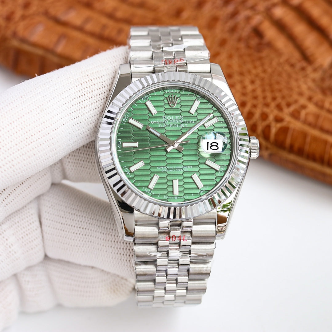 CLASSIC 41MM FLUTED DIAL WATCH